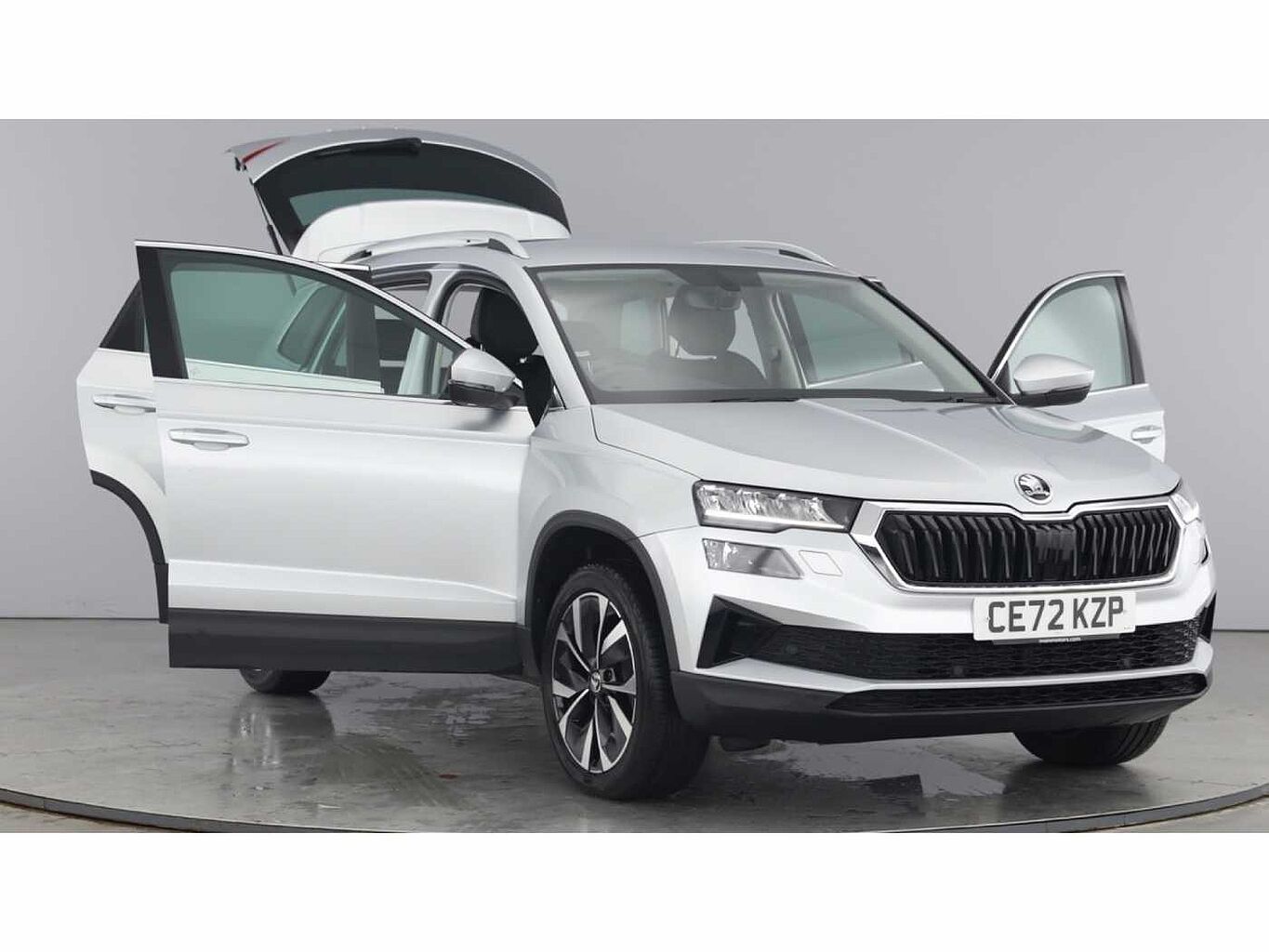 SKODA Karoq SUV 1.0 TSI (110ps) SE L