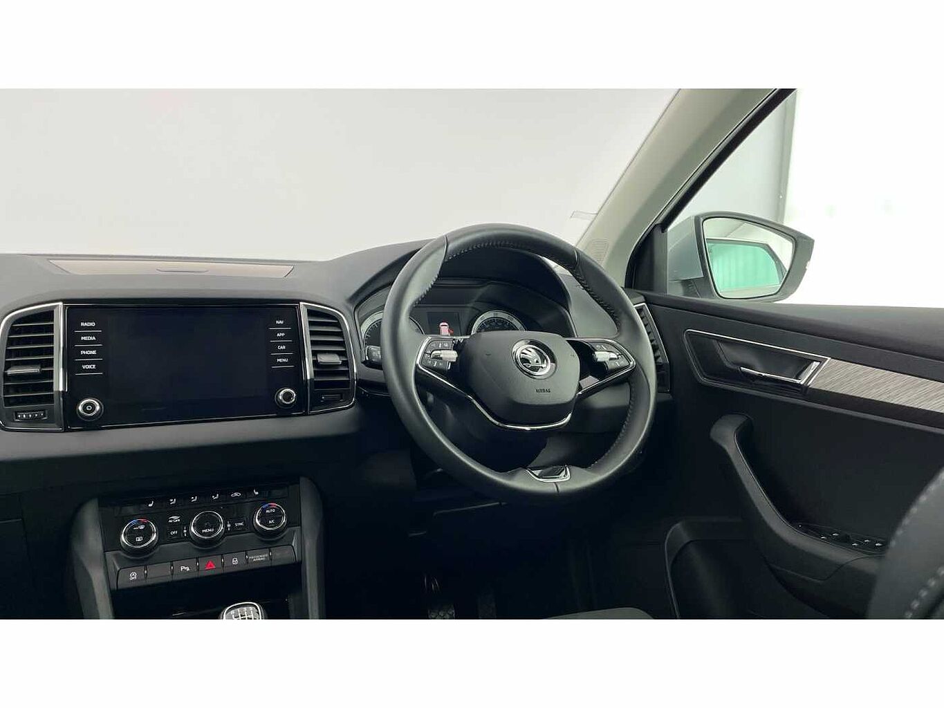 SKODA Karoq SUV 1.0 TSI (110ps) SE L