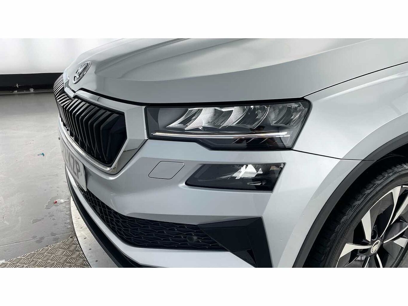 SKODA Karoq SUV 1.0 TSI (110ps) SE L