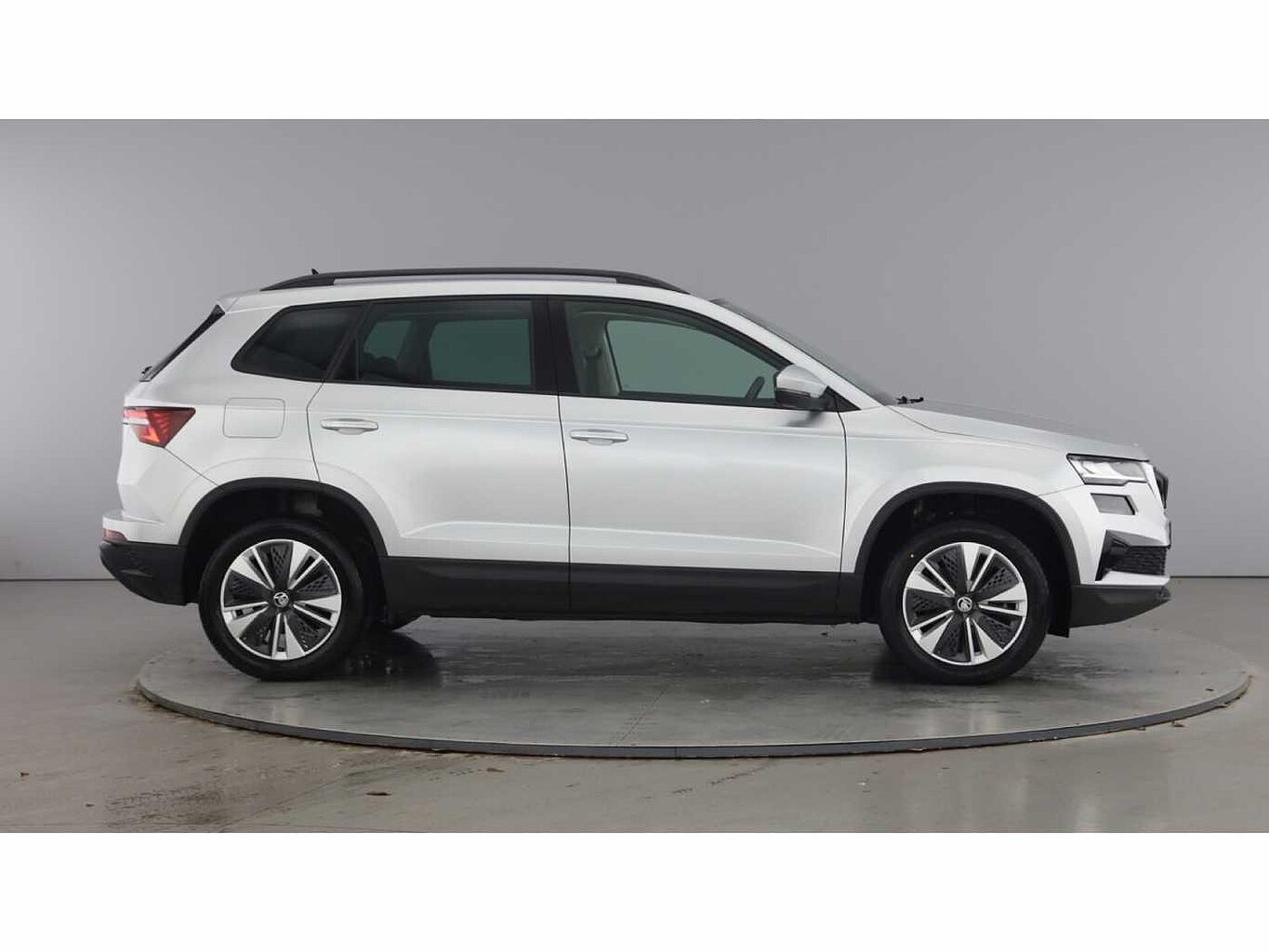 SKODA Karoq SUV 1.5 TSI (150ps) SE Drive ACT