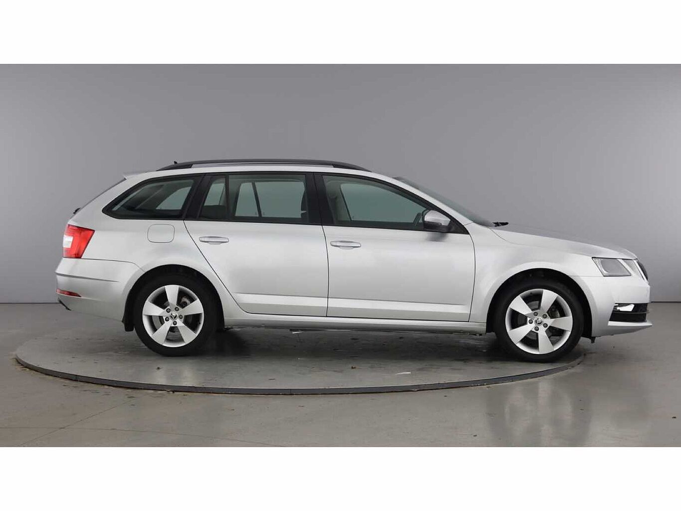 SKODA Octavia Estate 1.5 TSI (150ps) SE Drive ACT DSG