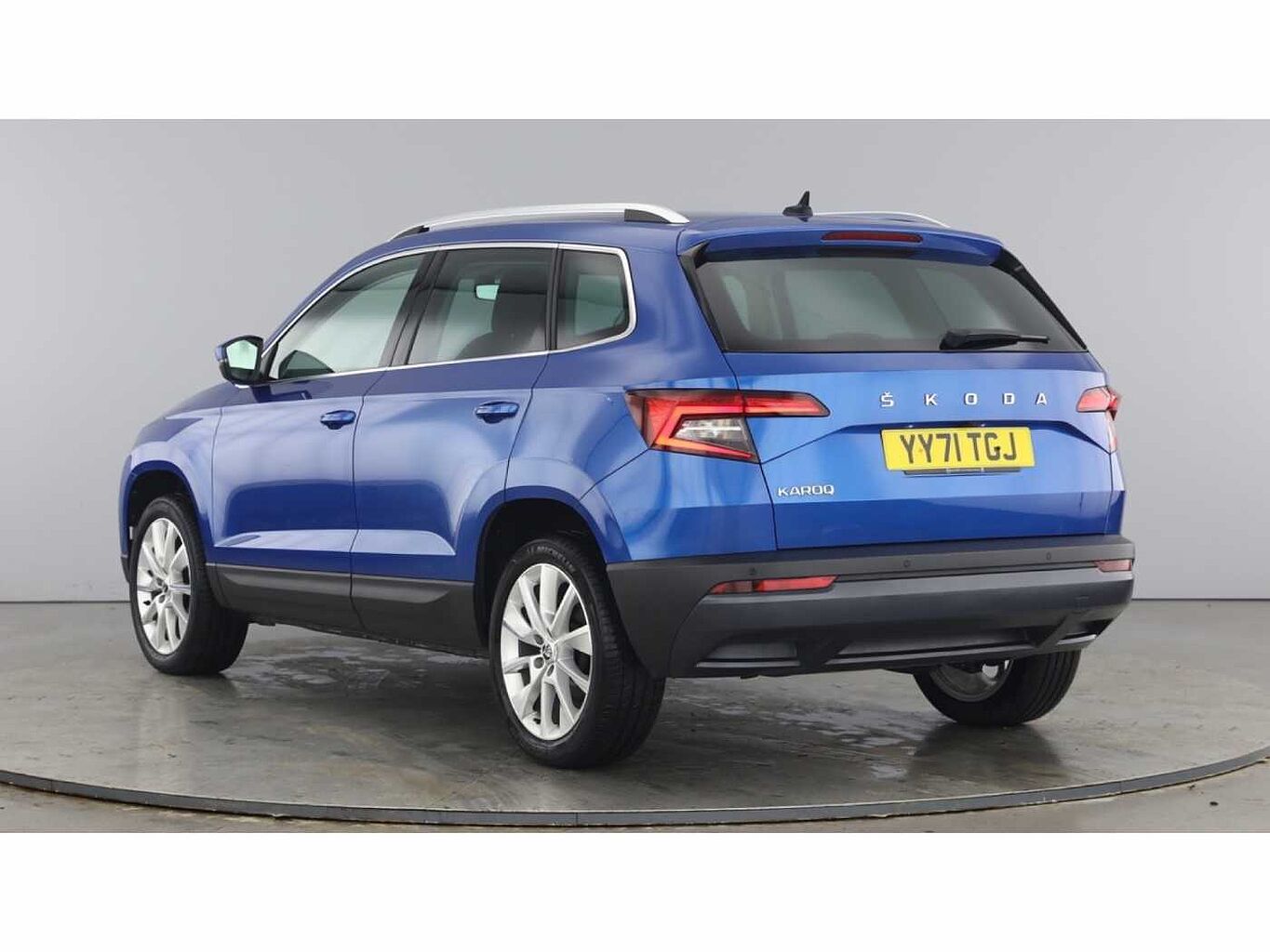 SKODA Karoq SUV 1.0 TSI (110ps) SE L